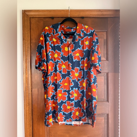 Express Men’s Graphic Floral Button Down Short Sleeve Shirt - Picture 3 of 6